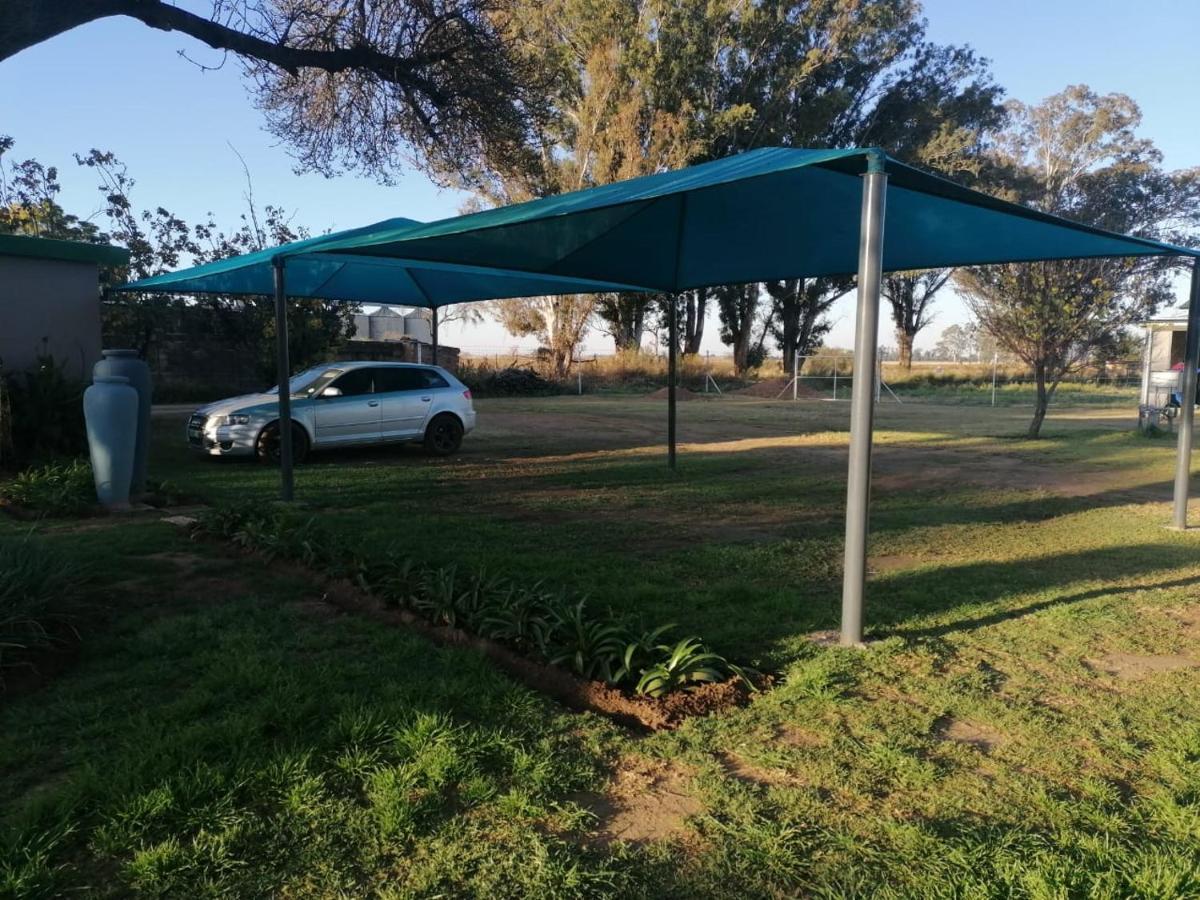 Lichtenburg Biekiesvlei酒店 外观 照片